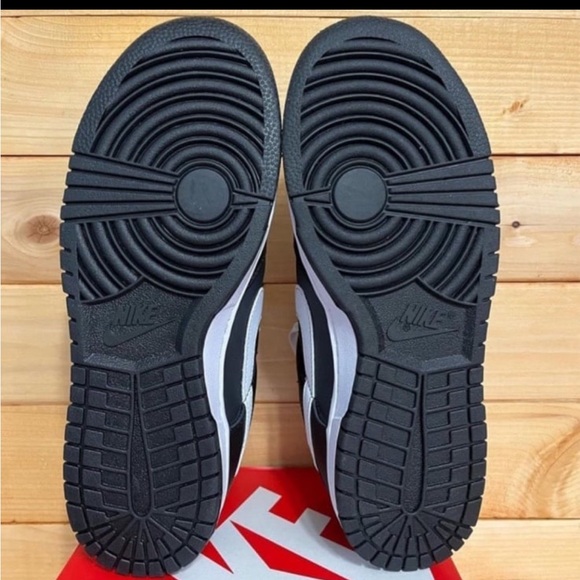 ERROR deadstock Nike reverse panda dunks - mens 8.5 / women 10 - Picture 4 of 6